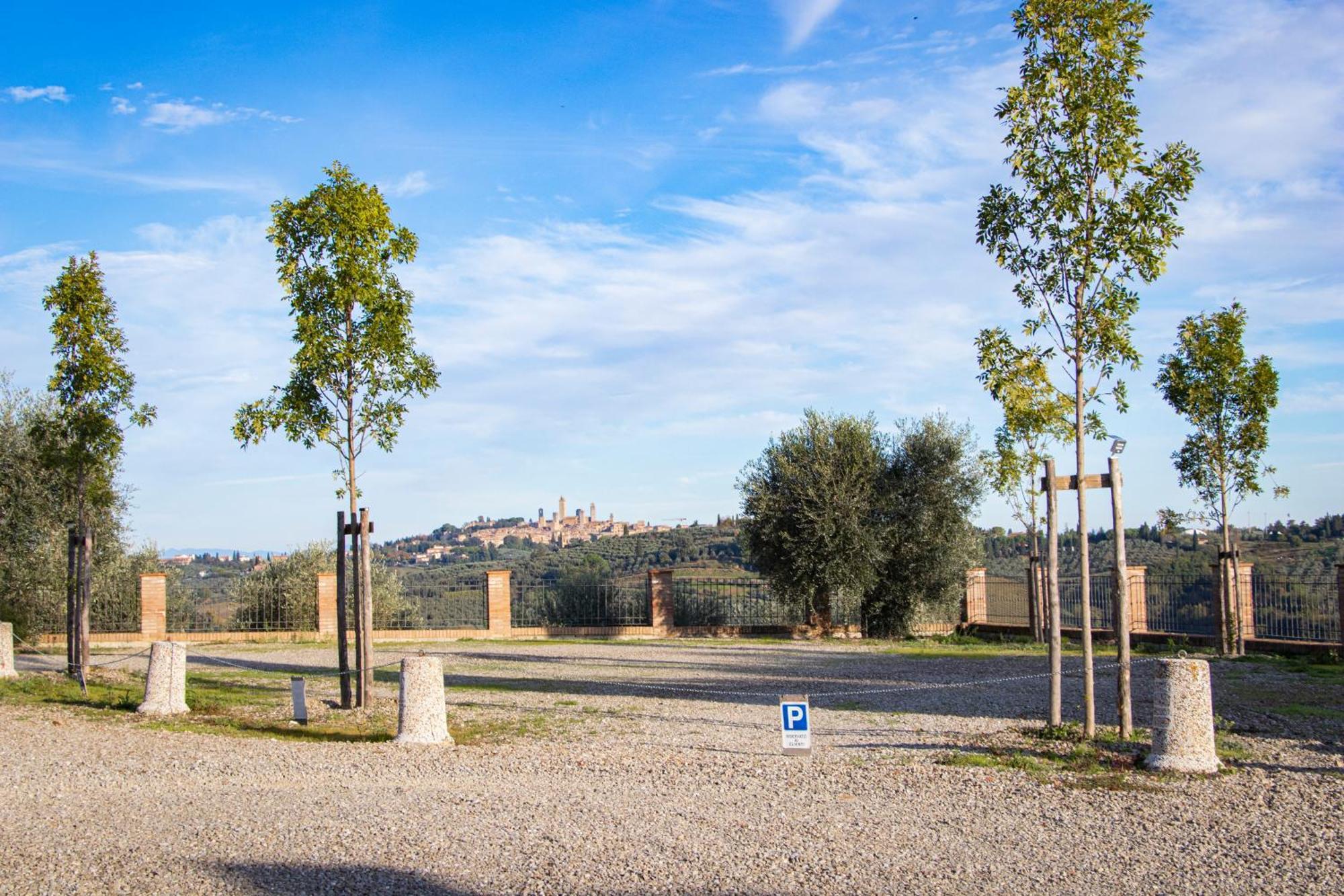 Agriturismo Castello Di Montauto San Gimignano Exterior photo